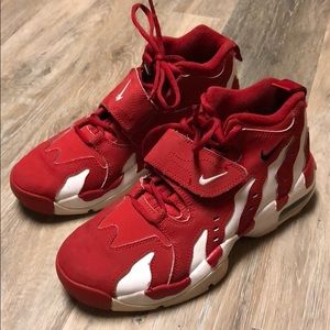Red Nike Air Basketball Shoes, 7Y